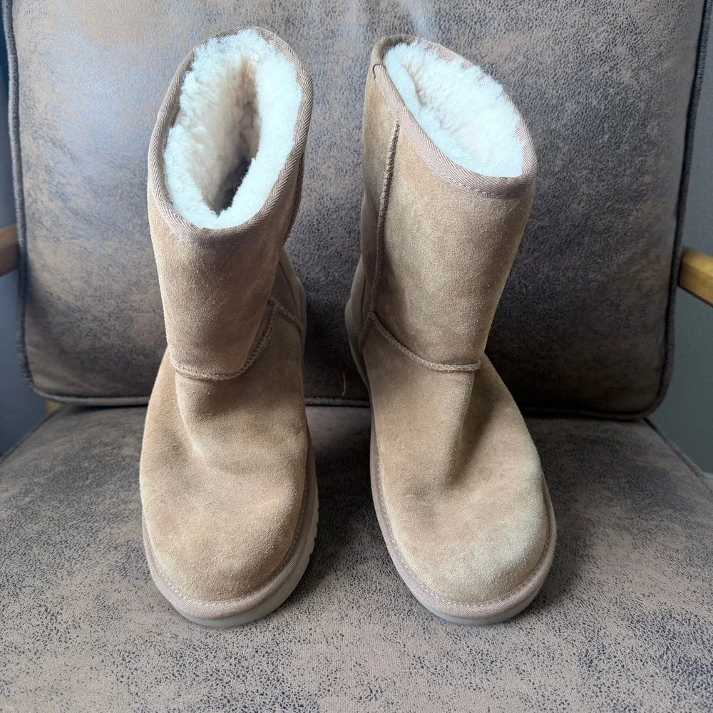 Koolaburra by‎ UGG Women's Koola Short Chestnut Suede Winter Cozy Boots Size 8